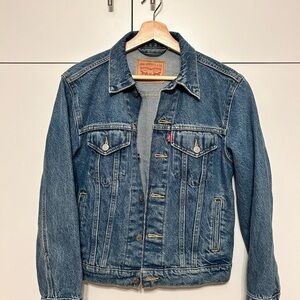 Levi's Classic Blue Denim Jacket